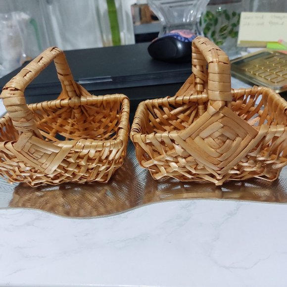 Set of Mini Super Cute Baskets Perfect for Trick or Treating Easter Egg Hunting - Picture 2 of 6